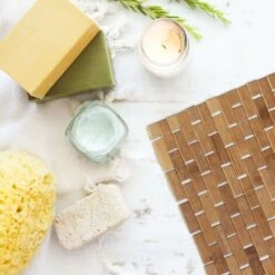 Relaxdays Tappeto In Bambù, Avvolgibile, Igienico, Resistente All’Umidità, Indoor, 50x80 Cm, Legno Naturale -Stile Bagno 31794886 3