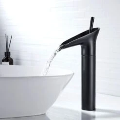ZOLGINAH Rubinetto Per Bagno Nero, Rubinetto Per Bagno A Cascata Miscelatore Per Lavabo Monocomando Rubinetto Per Bagno Monocomando Retrò Nero, Rubinetto Per Lavabo Da Appoggio In Ottone Rubinetto Per