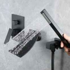 Rubinetto Vasca Bagno Nero, Cascata Manico Singolo Rubinetto Doccia Montaggio A Parete Rubinetto Per Vasca Da Bagno Con Doccetta In Ottone, Tubo Doccia 150cm -Stile Bagno 76486763 3